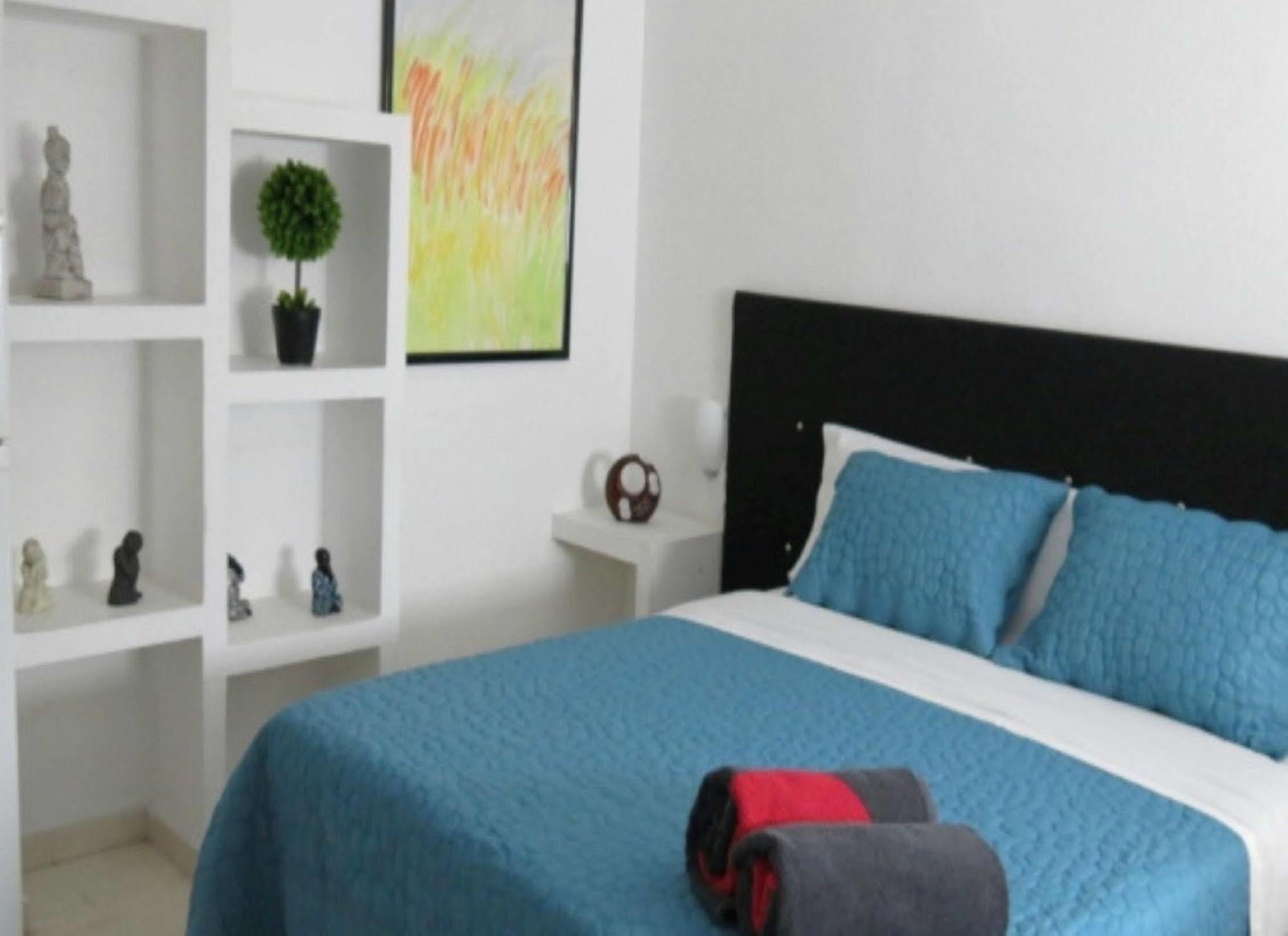 Comet Suites Almona Гранада Экстерьер фото
